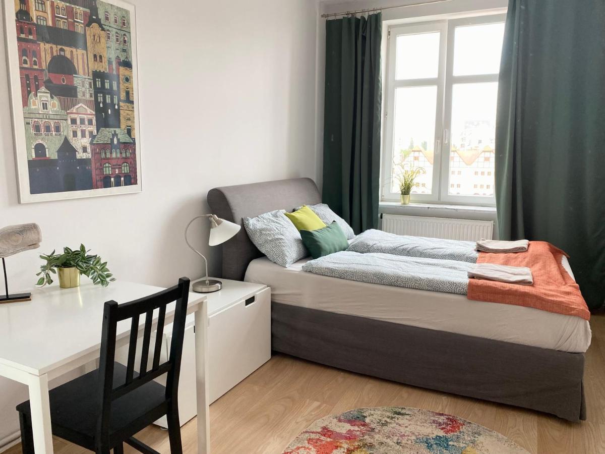 Hello Apartments Amazing River View 4 Bedrooms & Balcony 그단스크 외부 사진