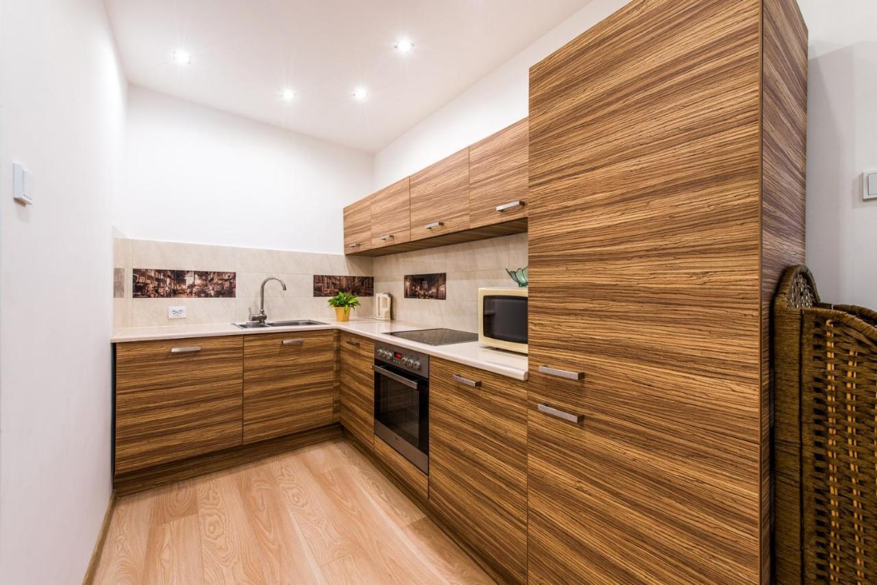 Hello Apartments Amazing River View 4 Bedrooms & Balcony 그단스크 외부 사진