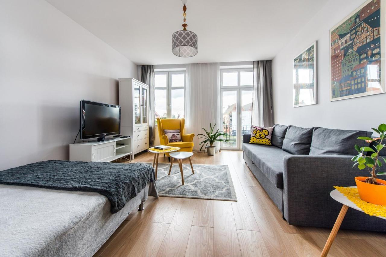 Hello Apartments Amazing River View 4 Bedrooms & Balcony 그단스크 외부 사진