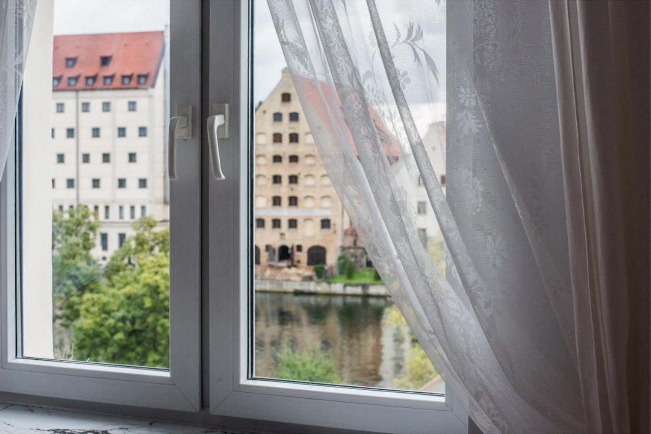 Hello Apartments Amazing River View 4 Bedrooms & Balcony 그단스크 외부 사진