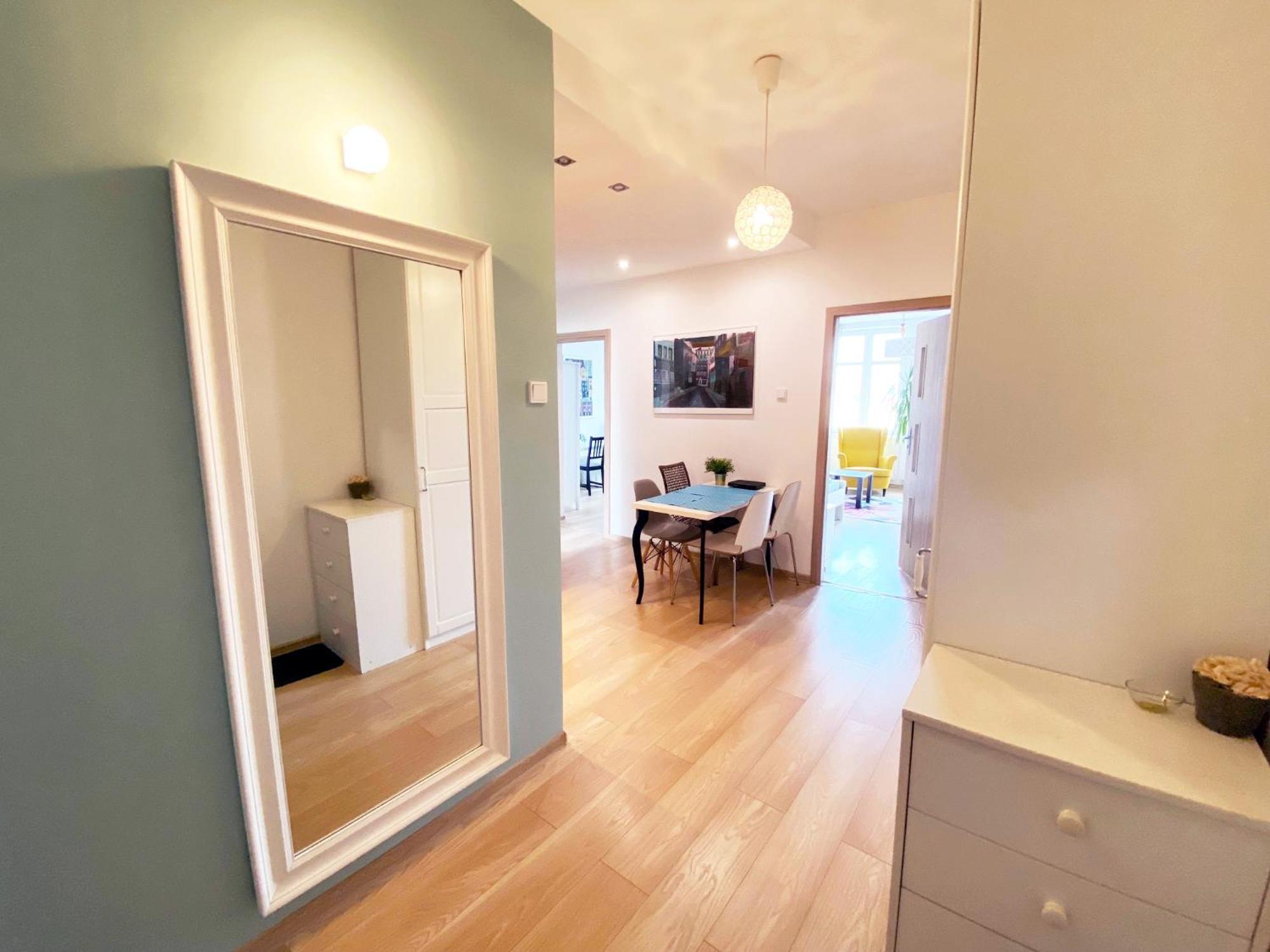 Hello Apartments Amazing River View 4 Bedrooms & Balcony 그단스크 외부 사진